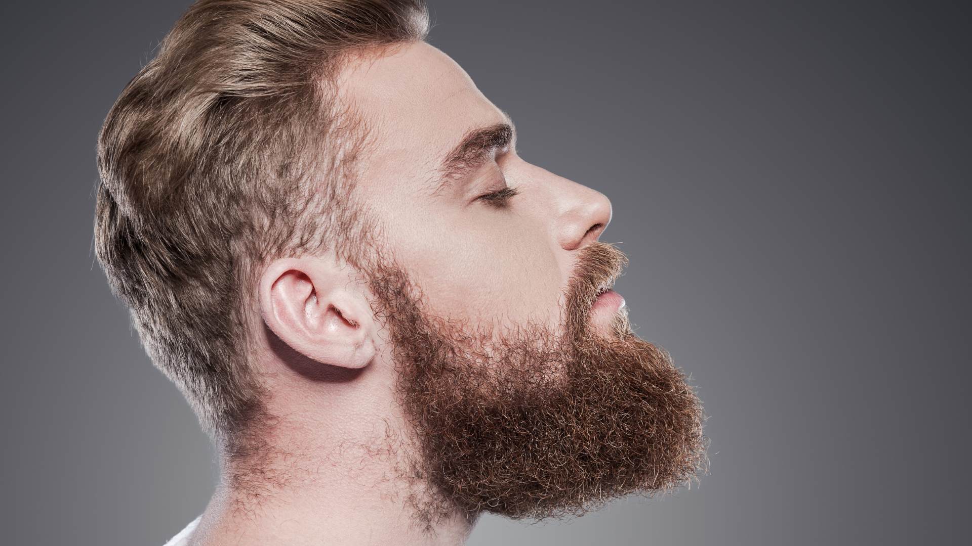 Quais os melhores hábitos para fortalecer cabelo e barba naturalmente